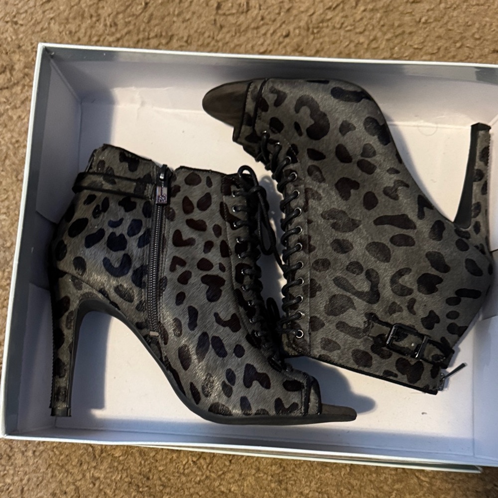 Jessica Simpson Black Leopard Heeled Boots